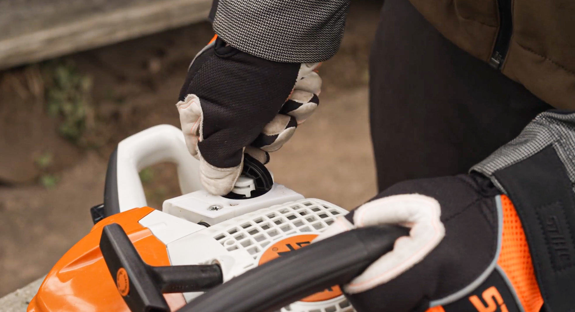 STIHL FRANCE : La MS 400 C-M, première tronçonneuse thermique au