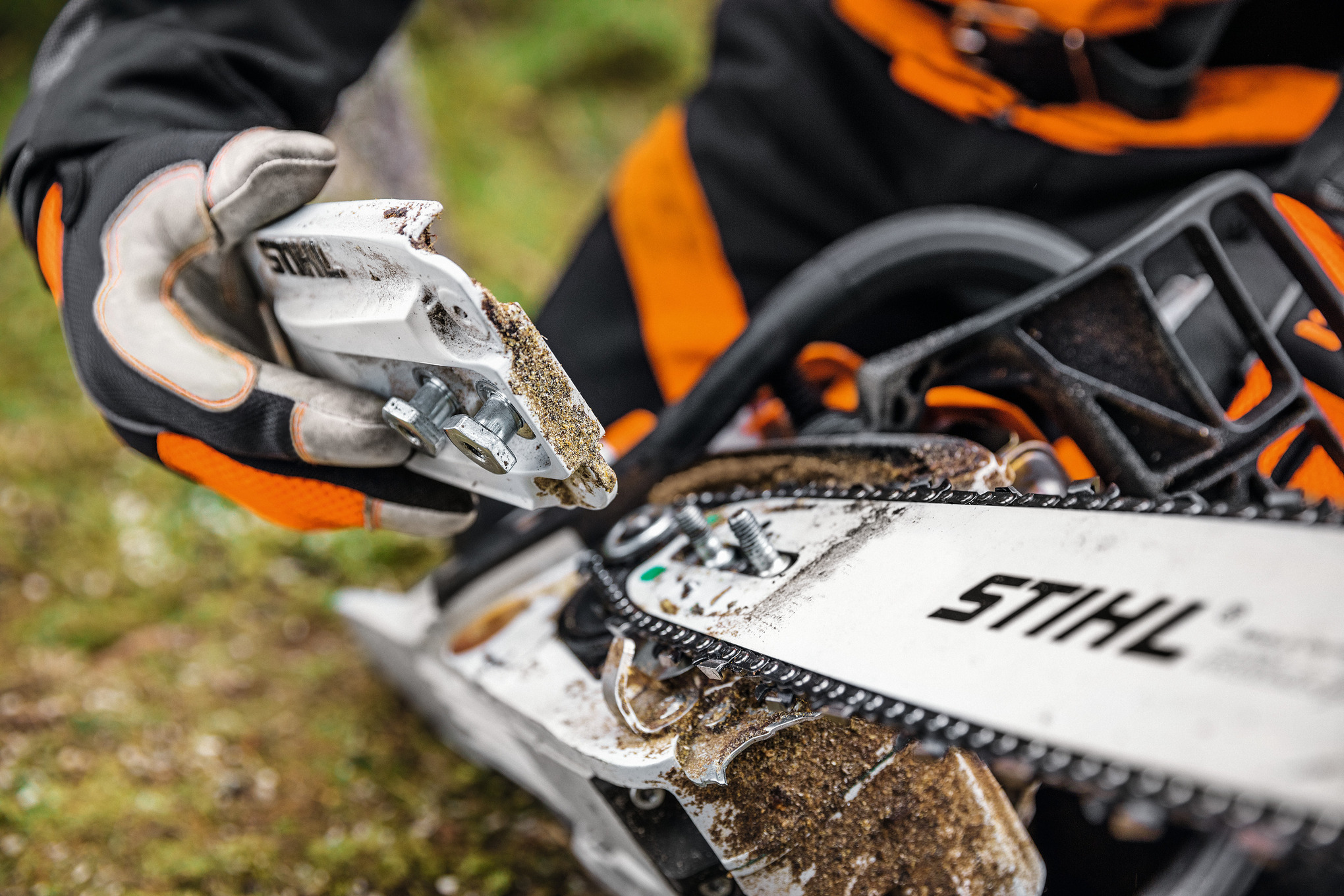 Stihl Scie à moteur MS 500i (longueur de l'épée : 50 cm) Alimenté